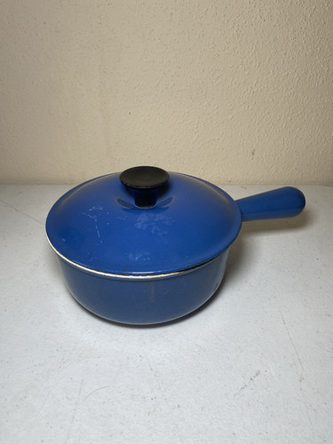 Vintage Le Creuset #18 Blue Cast Iron Enamel Saute Sauce Pan Lid Hollow Handle - Picture 1 of 10