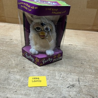 F3 - NIB 1999 White & Cream Brown Eyes Furby Model 70-800 Lamb New Sealed