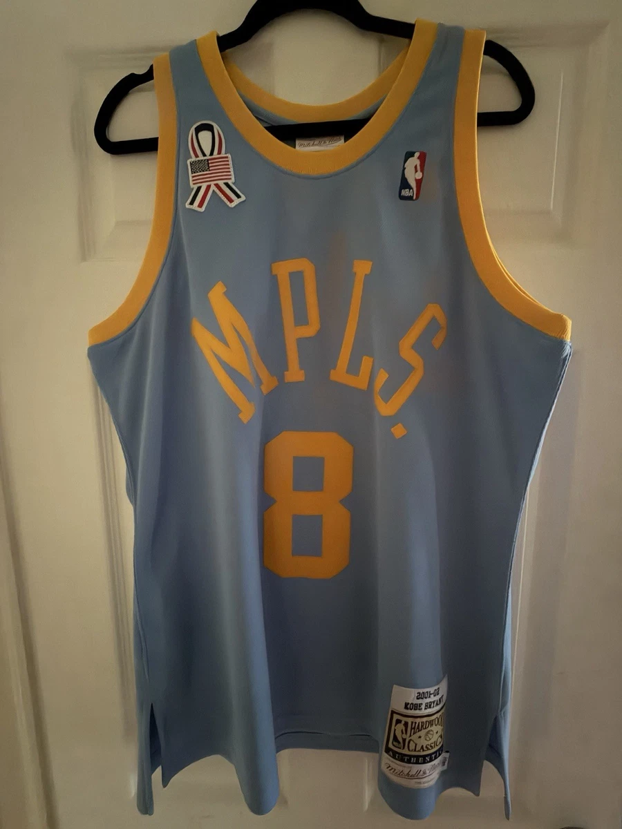 Preços baixos em Los Angeles Lakers Azul Kobe Bryant Roupas e