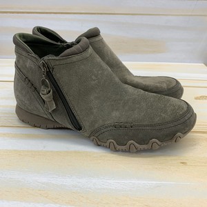 skechers boots olive