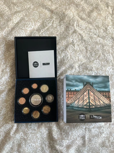 Coffret Spécial BE Musée Du Louvre 20 Euros - 2 Euro - 2025 Proof Set France