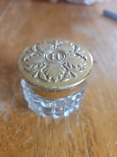 Vintage Houbigant Chantilly Perfume Crystal Vanity Jar