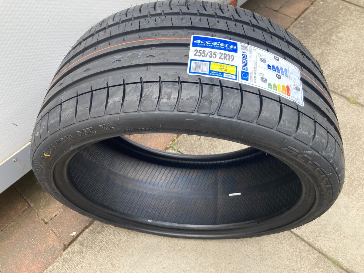 2 x 255/35ZR19 96Y XL ACCELERA TYRES 255 35 19 EXTRA LOAD