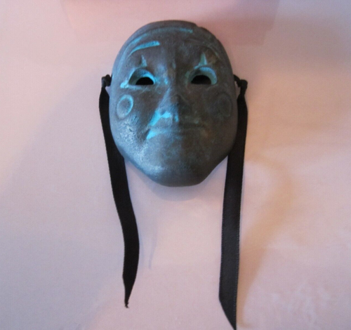 Brass Carnival Mask Antique Finish A Crowning Touch Exclusive - Picture 3 of 7