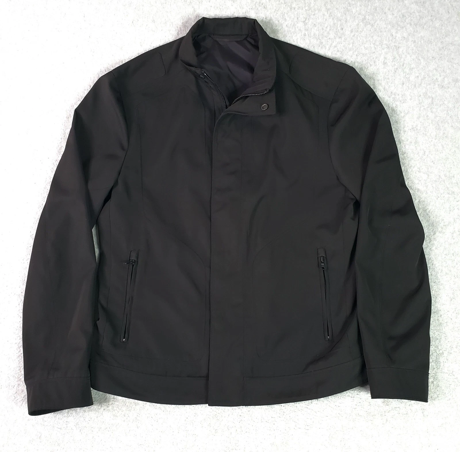 Elie Tahari Jacket Mens Large Black Softshell Windbreaker Full Zip Pockets Lined
Opens in a new wind