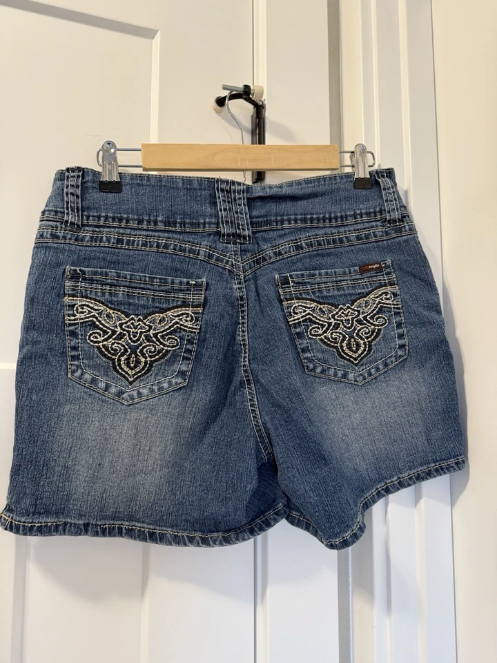 Pantalones cortos vaqueros Angels para mujer azules, talla 10/30, abertura lateral elástica para la pierna Foto 3 de 4