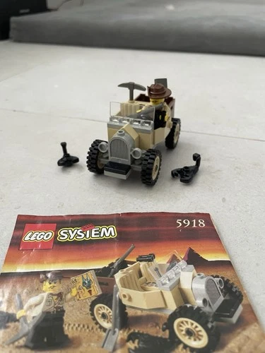 LEGO Adventurers Scorpion Tracker 5918 Complete Set w Vehicle, Minifigs, Instr