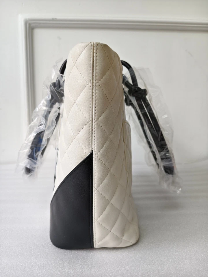 Chanel Blanco Negro Logo Compagnon Cesta Pequeña 03 04 Foto 4 de 4