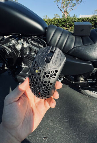 Finalmouse ULX Pro Series Aceu Size Large (Tiger) IN THE HAND Ultra Light - Picture 5 of 5