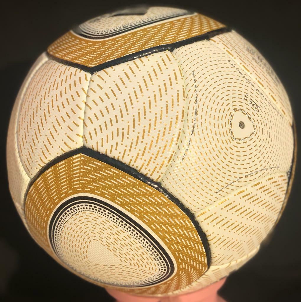Ballon De Foot Adidas Jabulani - Coupe Du Monde 2010 - Neuf