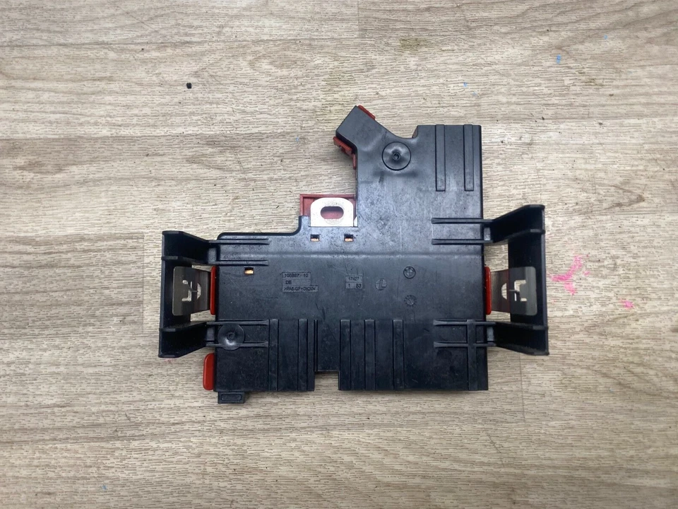 BMW 428 I 335I 328I 320  F30 OEM BATTERY REAR POSITIVE B JUNCTION TERMINAL - Image 3 of 3