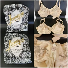 Vtg 80's Jeunique 32EE Beige Lace Soft Cup Underwire Bra Style J23 NOS Lot Of 2