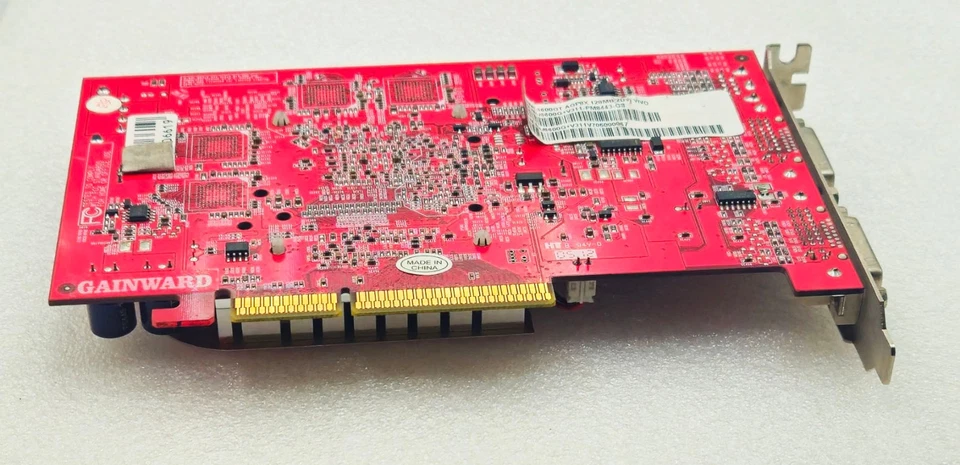 Gainward PowerPack Ultra/1960/1980 Geforce 6600 GT 128MB VGA Card - AGP Slot - Image 3 of 4