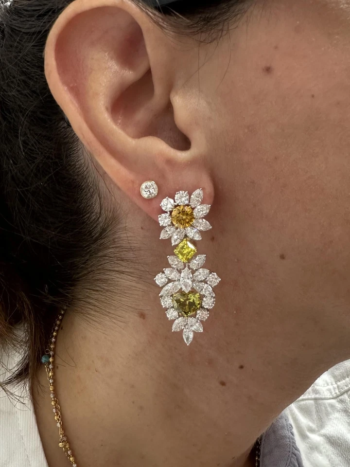 Stunning Platinum & Gold GIA 19.96ctw Fancy Color Diamonds Dangle Drop Earrings - Image 4 of 4