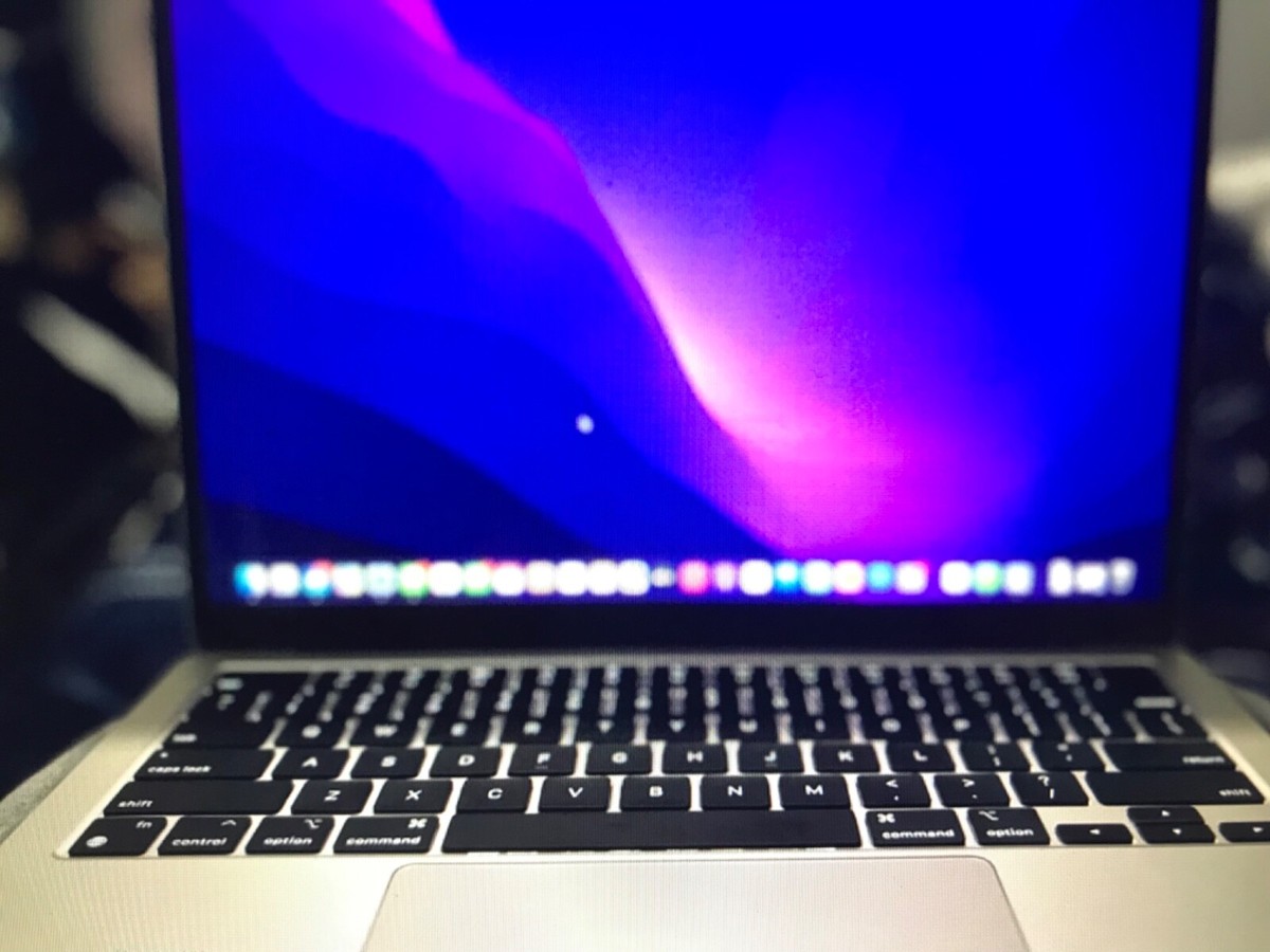 Apple MacBook Pro 13.3 Apple MacBook Pro 13.3