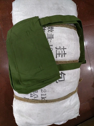 Military surplus collectibles, Chinese military Type 65 canvas bag with red star - Picture 5 of 8