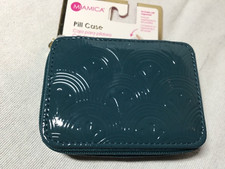 MIAMICA PILL CASE WITH 8 SECTION PILL ORGANIZER TEAL TURQUOISE NIP