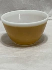 New ListingVintage Pyrex #401 Butterscotch Americana Fall Colors 1.5 Qt Mixing Bowl