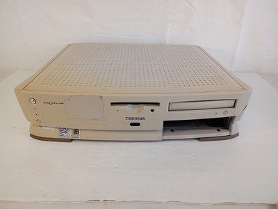Vintage Toshiba Equium 5160D Pentium 166Mhz No hard drive no o.s.