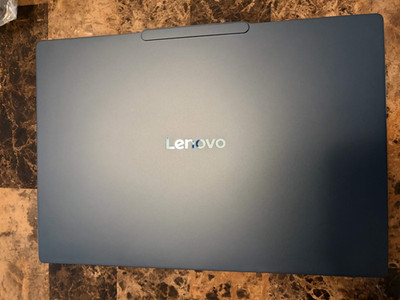 Lenovo Yoga Slim 7x Copilot+ PC 14.5'' OLED Snapdragon X Elite 16GB 512GB