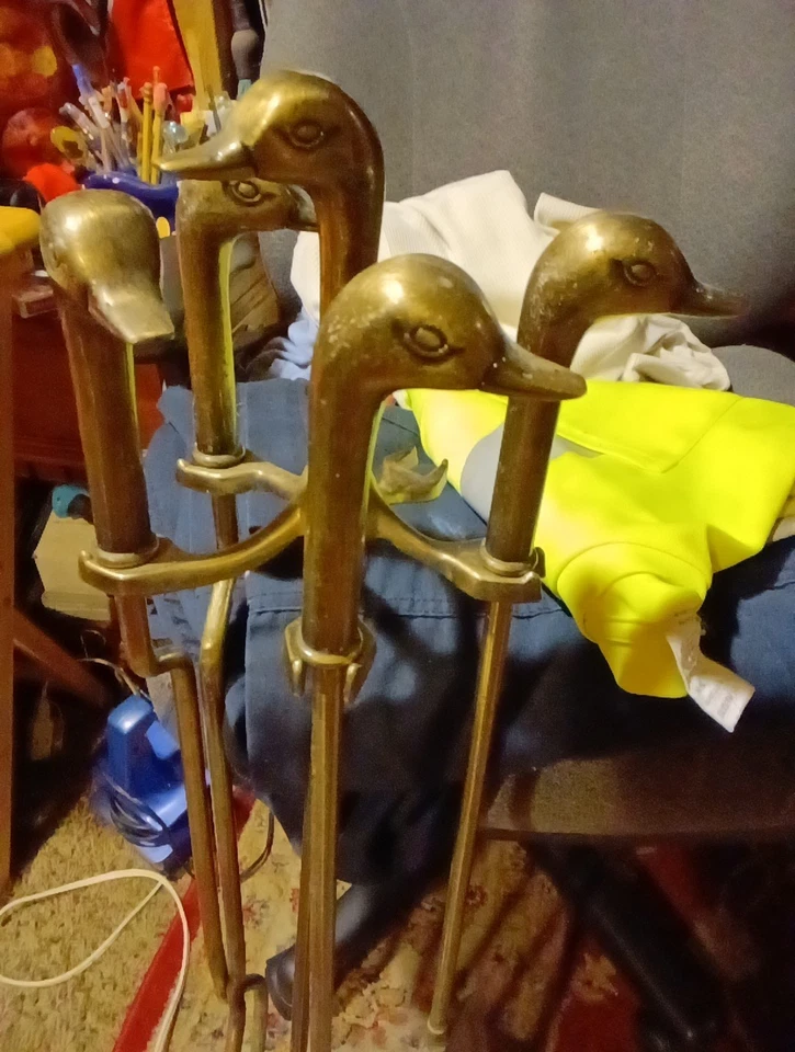 Conjunto de ferramentas de latão cabeça de pato lareira vintage década de 1970 pato 4 ferramentas + suporte MCM - Imagem 3 de 4