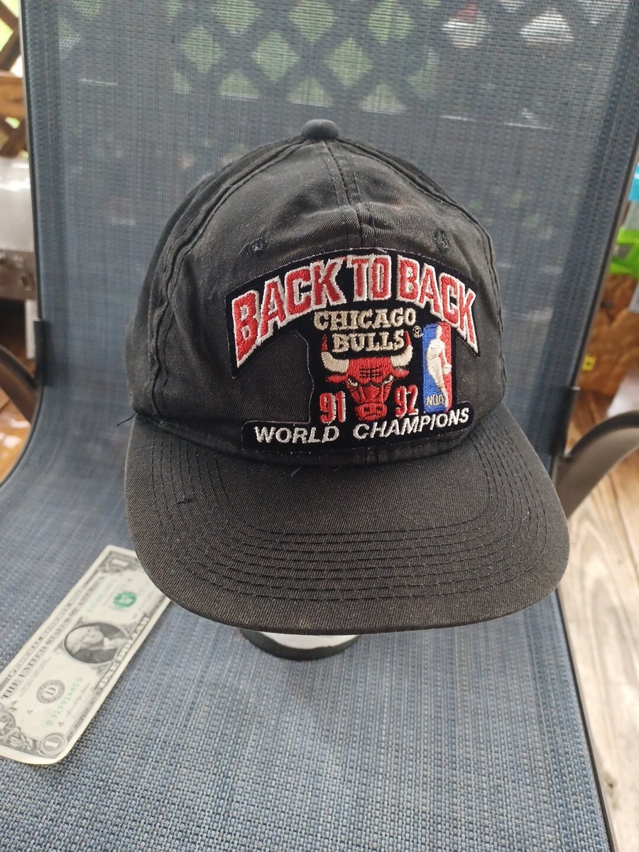 Vintage 90's BACK TO BACK Chicago‎ Bulls 91-92 NBA World
