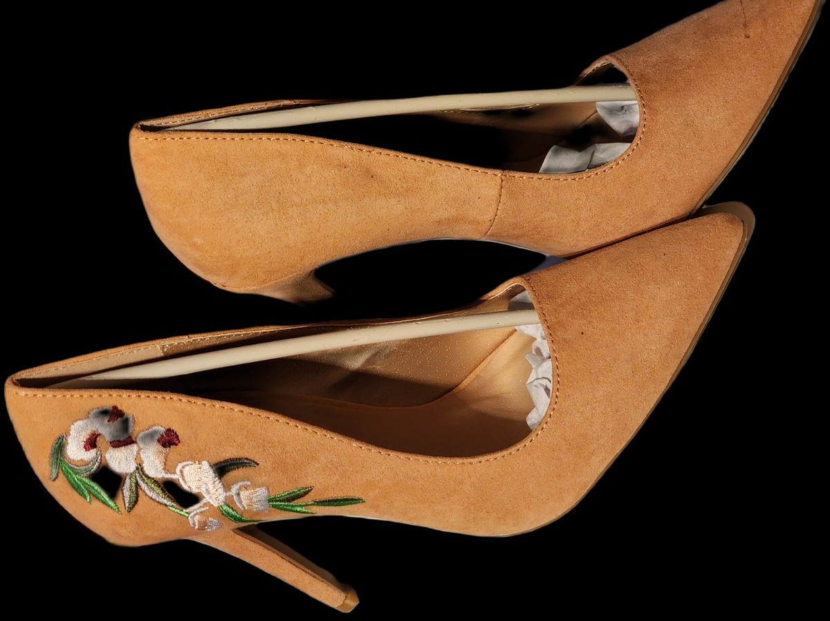 Metro Shoes Womens Tan Pumps Buy Metro Women Beige Casual Pumps