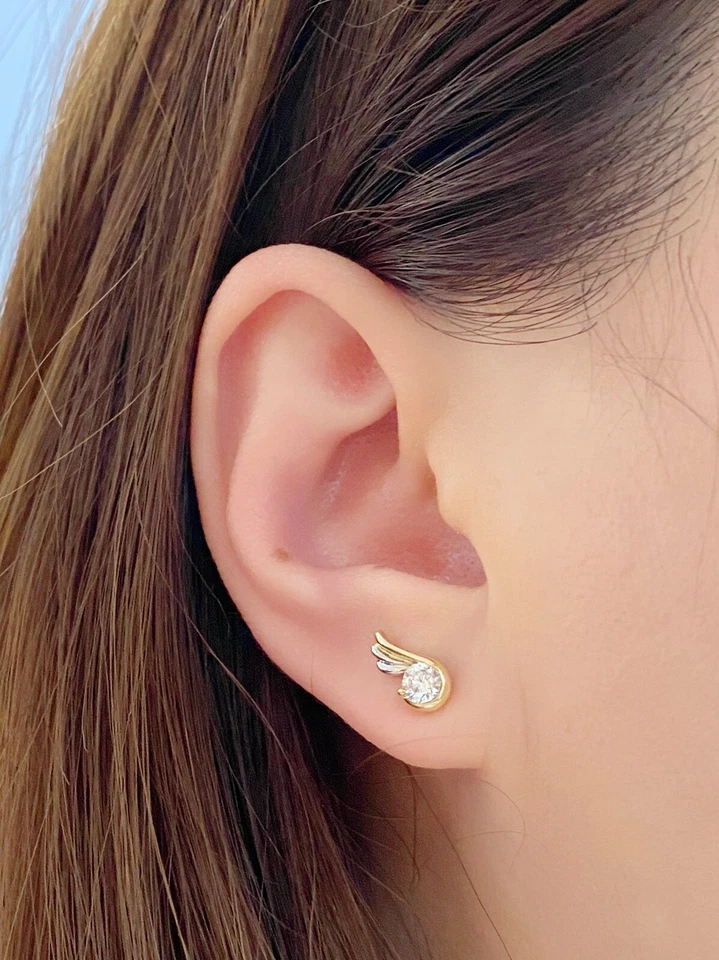 Aretes de diamantes de 0,52 quilates en montura ondulada de oro amarillo/blanco de 18 k - HM2154E