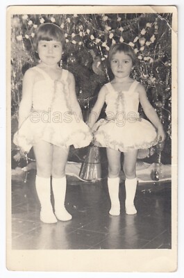 1968 Snowflake costume Girls Pretty young dancer Nice dress crown vintage photo
