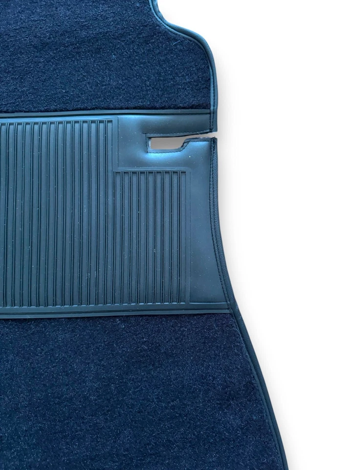 脚垫地毯适用于梅赛德斯奔驰 W123 4 件套蓝色 — 第 3/3 张图片