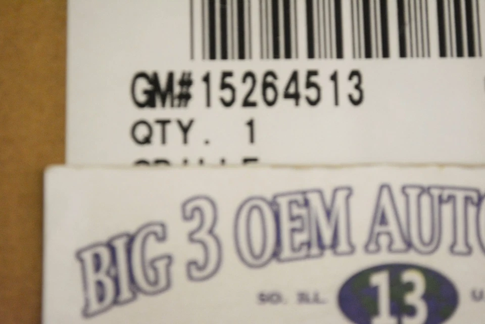GMC Yukon Yukon XL 2007-2014 radiador inferior delantero parrilla cromada nuevo OEM 15264513 Foto 4 de 4