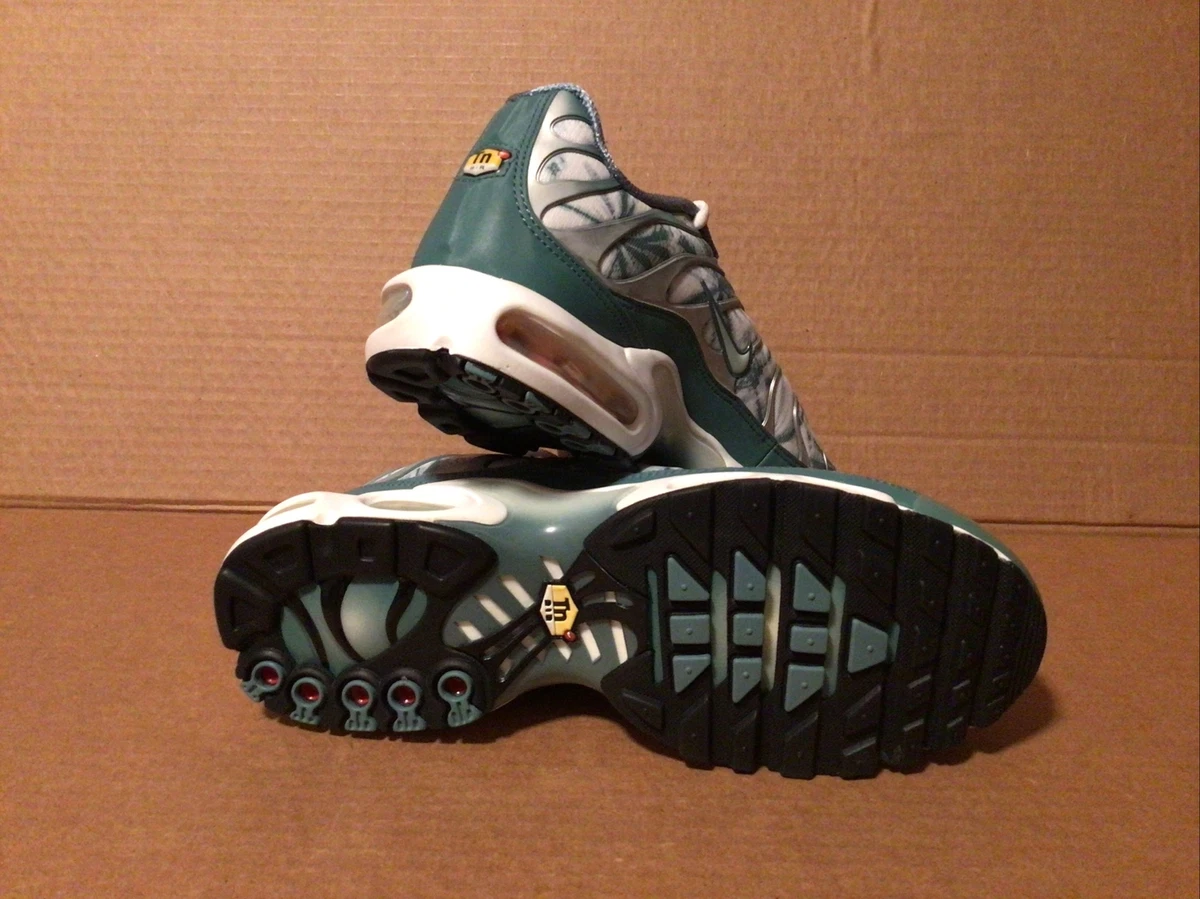 Nike Air Max Plus TN Palm Pack green white size 11 mens eBay