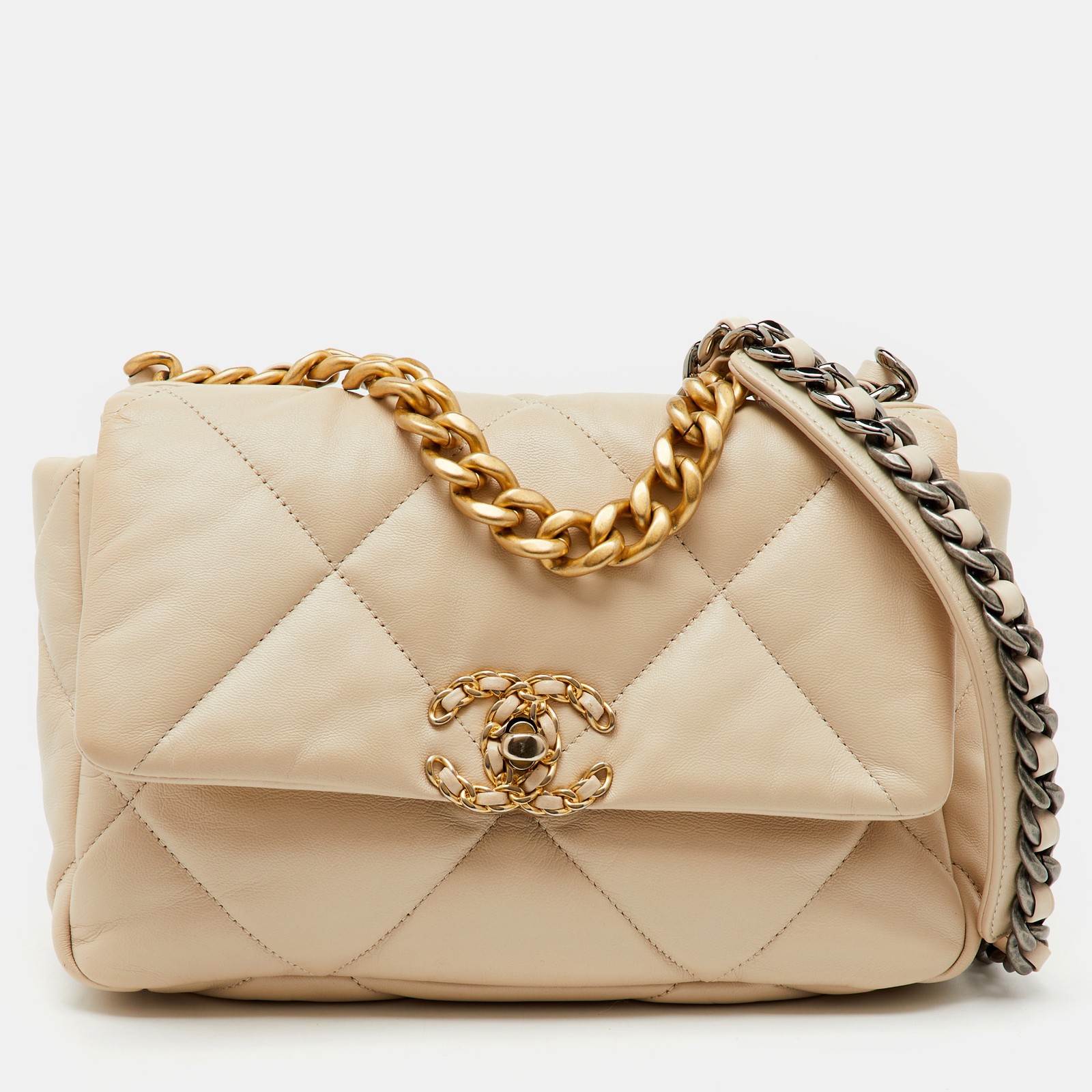 Chanel Small 19 Quilted Leather Flap Bag in Cream