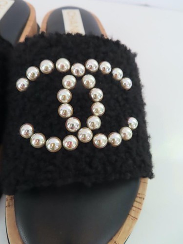 Nuevo sin caja Chanel Terry Negro/Perla Imitación Logo CC Diapositivas Talla 38/US 8 - Imagen 4 de 12