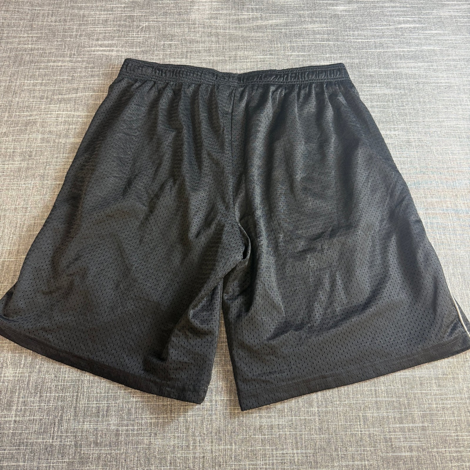 Reebok Men's Athletic Shorts Black Mesh Size M Elastic Waist image 4