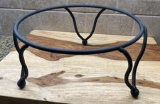 Southern Living Black Metal Bowl/Plate Stand Red Mountain Iron