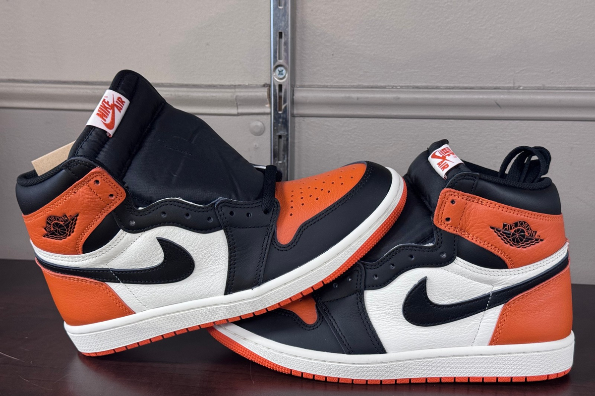 シューズ(男性用) Air Jordan 1 Retro High OG RARE AIR 2025 Air Jordan 1 High OG Rare Air Deep Royal Blue DZ5485-100