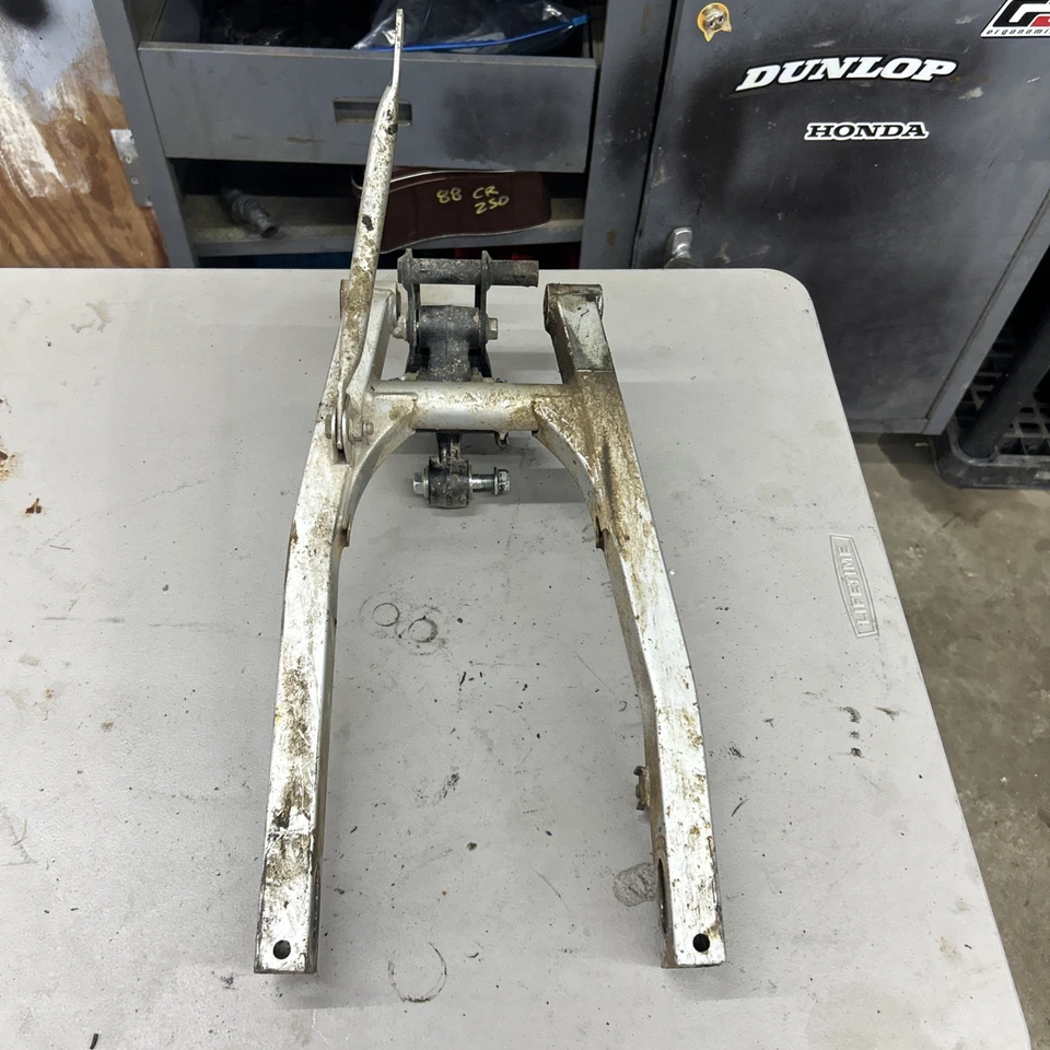 1998 Suzuki Ds80 Swingarm - Изображение 3 из 4