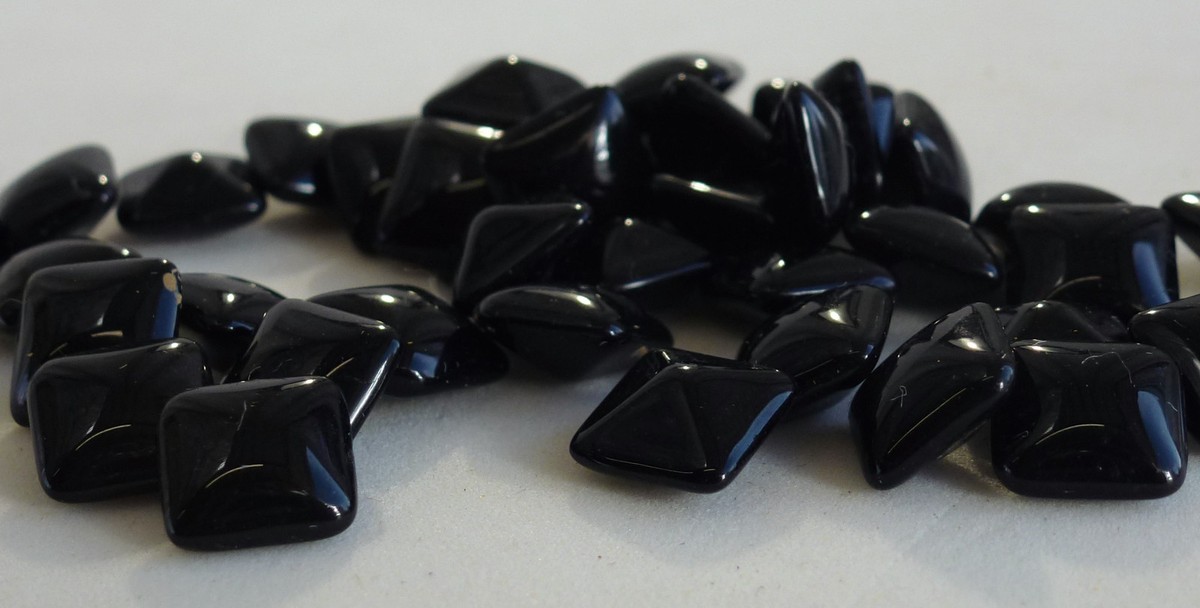 36 Vintage Milk Glass Rhinestone Black 8mm Square Dome Top 36 Vintage Milk Glass Rhinestone Black 8mm Square Dome Top