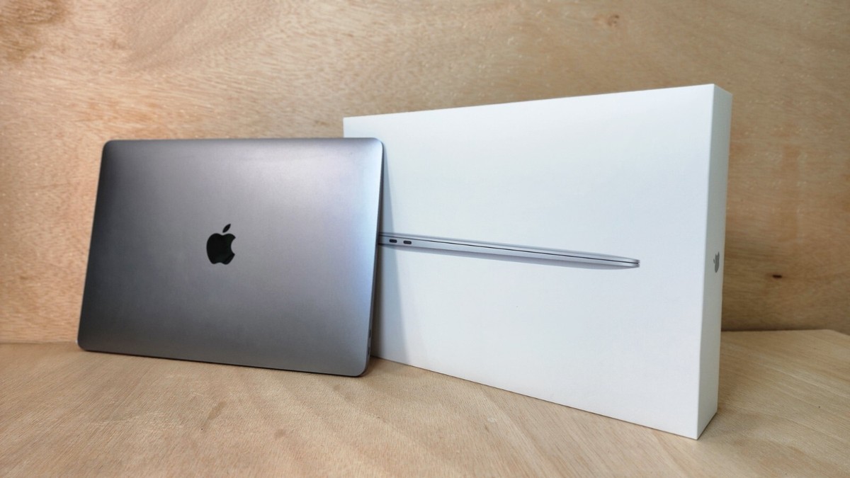 Apple MacBook Air 13 Apple MacBook Air 13