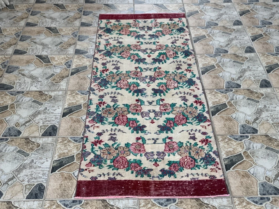 Vintage Oushak Farmhouse Rug Turkish Anatolian Handknotted Wool Area Rug 2.4x6.6 - Image 2 of 4