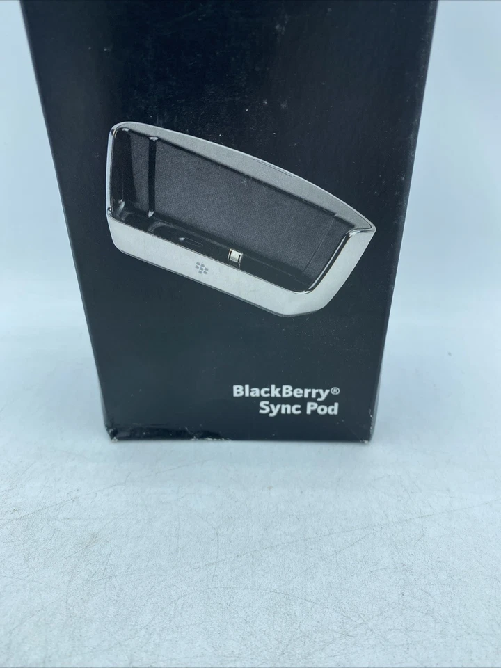 BlackBerry Sync Pod for BlackBerry Storm 9500 Smartphone. M44 - Image 2 of 4