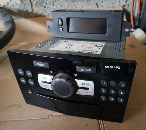 Vauxhall CORSA D CD 30 HEAD UNIT + 
