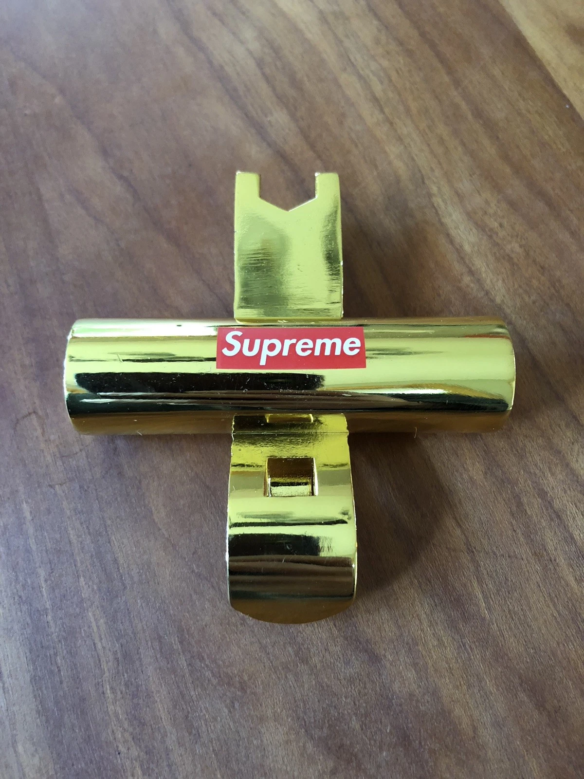 RARE SS13 SUPREME GOLD SKATE OUTIL ouvre bouteille porte clés chaîne tuyau corwbar