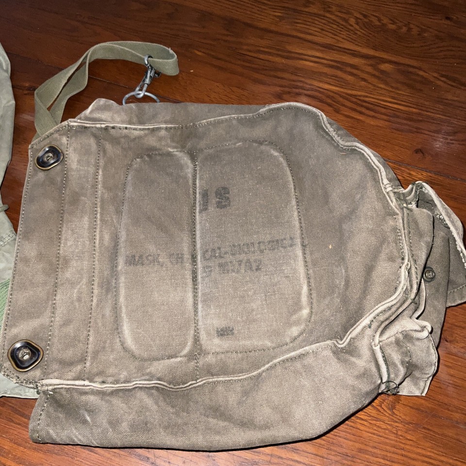 Vietnam War US ERA ARMY M17A1 Gas Mask, Hood & Carry Bag, M eBay