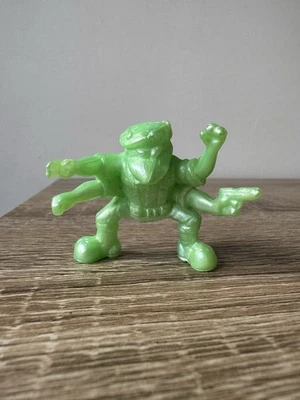 Figurine vintage Termitor vert pomme - années 90 - Photo 1/4