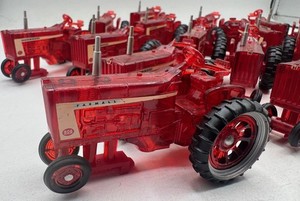 Lot 18 Vintage Farmall 806 Red Plastic Tractor String Light Covers Christmas Dec