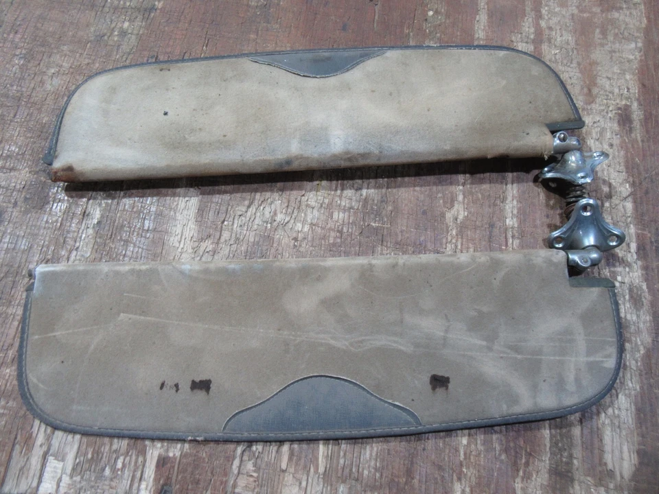 Chevrolet Stileline 1949-52 interior parasol tablero tapizado molduras bases Foto 2 de 3