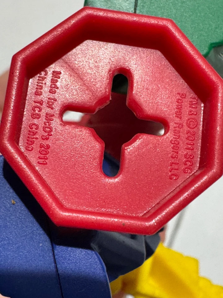 MCDONALDS HAPPY FOOD MEGAZORD 4" H SAMURAI #5 FIGURA DE ACCIÓN POWER RANGERS 2011 Foto 2 de 3