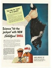 1941 Shell Gasoline skunk globe top gas pump Vintage Print Ad